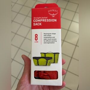 NWT Osprey StraightJacket Compression Sack - 8 liter